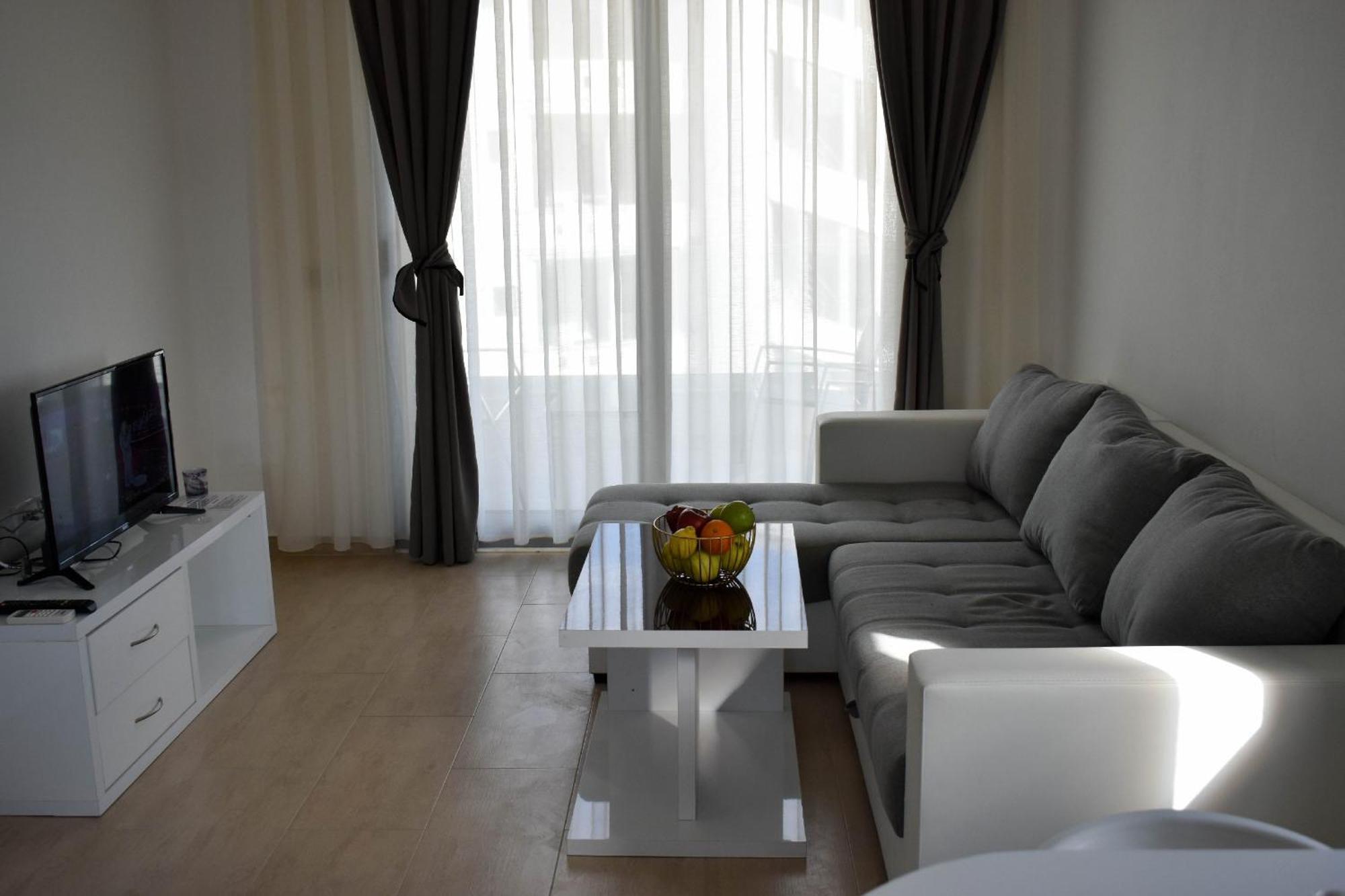Lux Kalimera Apartments Улцинь Экстерьер фото
