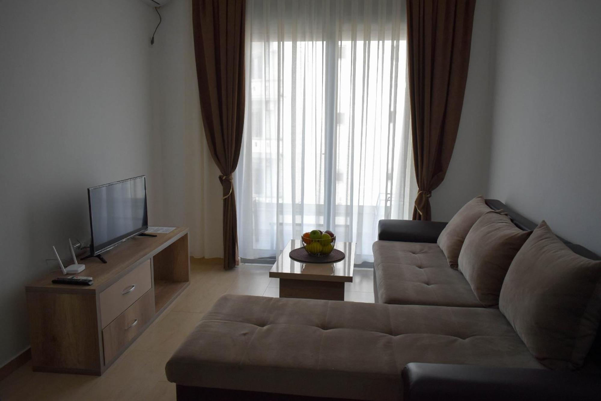 Lux Kalimera Apartments Улцинь Экстерьер фото